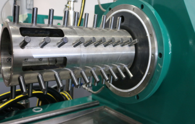 CNB-30LSD雙動(dòng)力納米棒銷式砂磨機(jī)