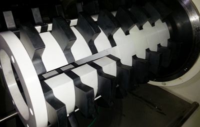 CNB-30LSD雙動(dòng)力納米棒銷式砂磨機(jī)